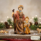 Preview: Handbemalte Krippenfigur Schäfer mit einem Kind, ca. 11 cm, K 183-55